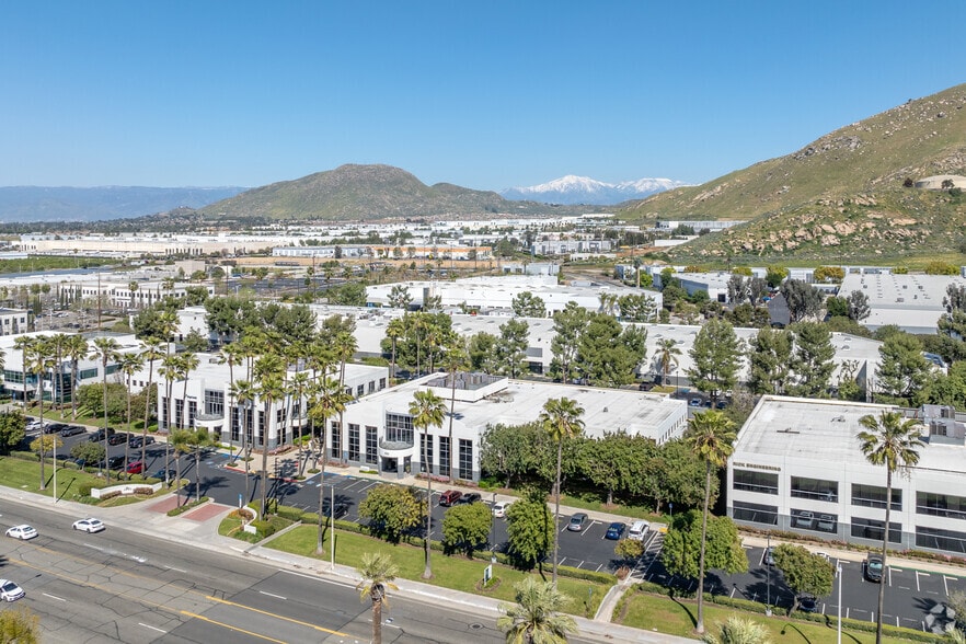 1700 Iowa Ave, Riverside, CA for lease - Aerial - Image 2 of 2