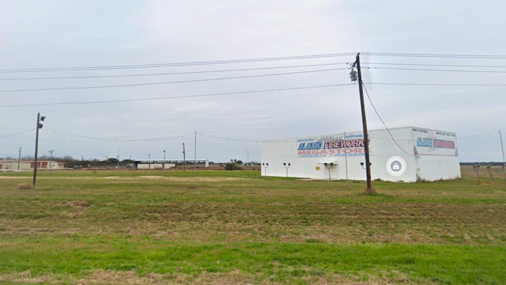 29 Beck E rd, Inez, TX à louer - Photo du bâtiment - Image 2 de 4