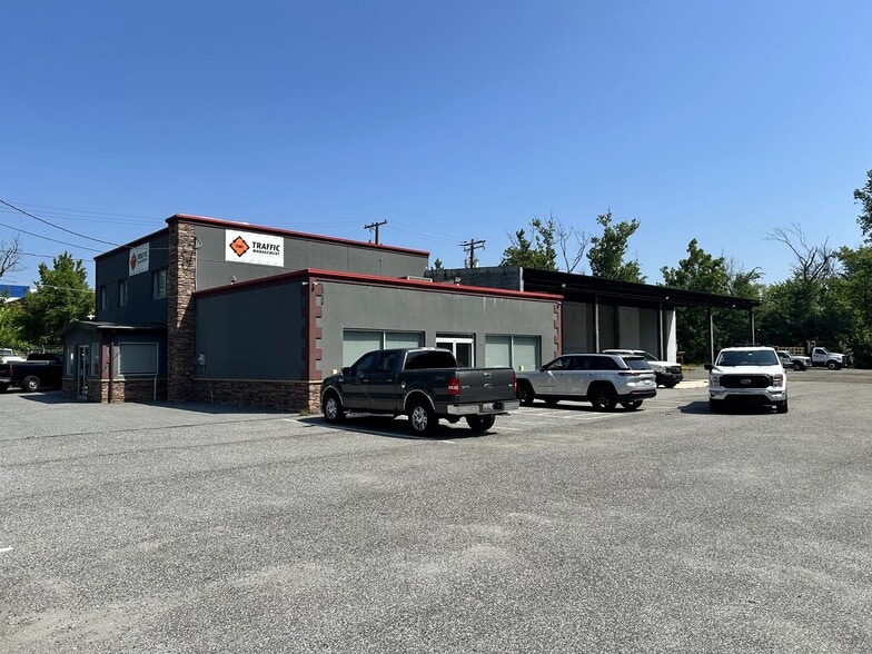 7900 Pulaski Hwy, Rosedale, MD for lease - Building Photo - Image 2 of 24