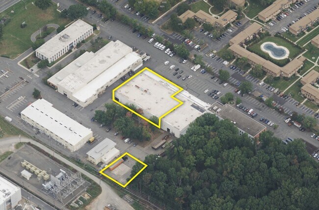 Plus de détails pour 1460 Livingston Ave, North Brunswick, NJ - Industriel à louer