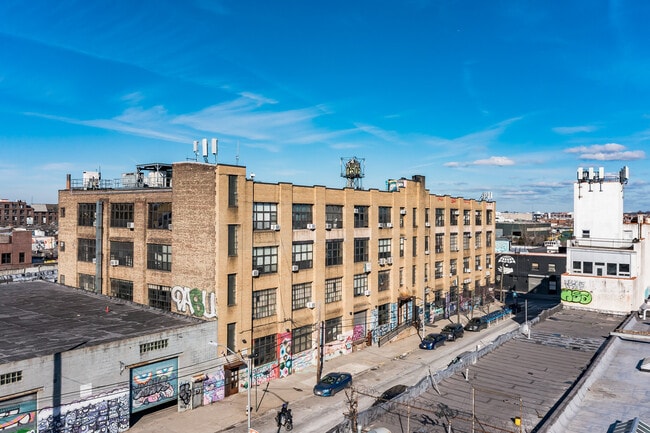 Plus de détails pour 195 Morgan Ave, Brooklyn, NY - Bureau, Local d'activités à louer