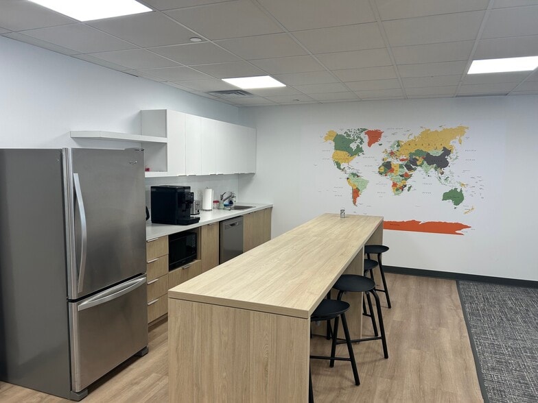 1555 Rue Peel, Montréal, QC à louer - Photo intérieure - Image 2 de 5