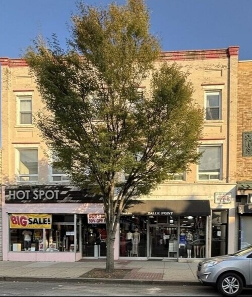 146 E Front St, Plainfield, NJ à vendre - Photo du bâtiment - Image 2 de 4