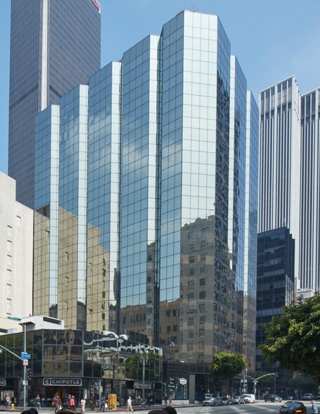 600 Wilshire Blvd, Los Angeles, CA for lease - Building Photo - Image 1 of 4