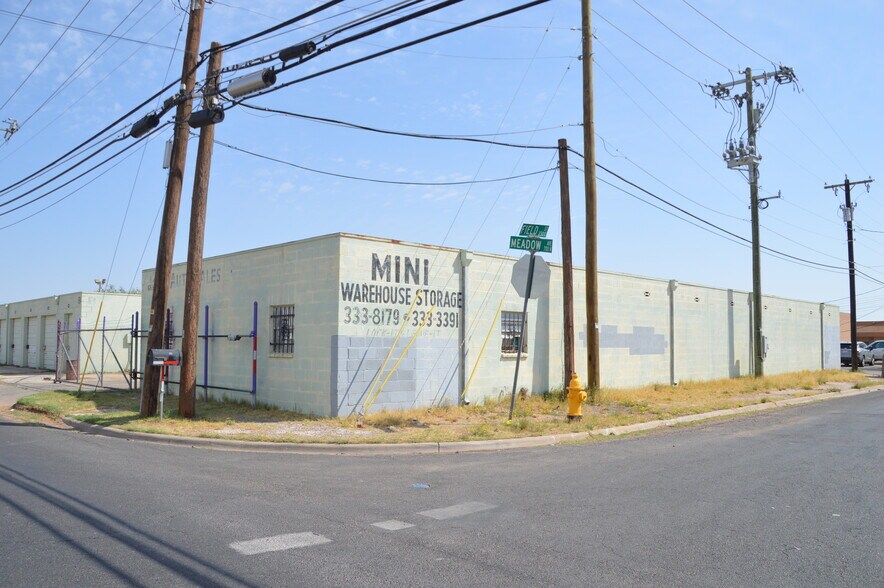 711 N Meadow Ave, Odessa, TX for sale - Primary Photo - Image 1 of 3