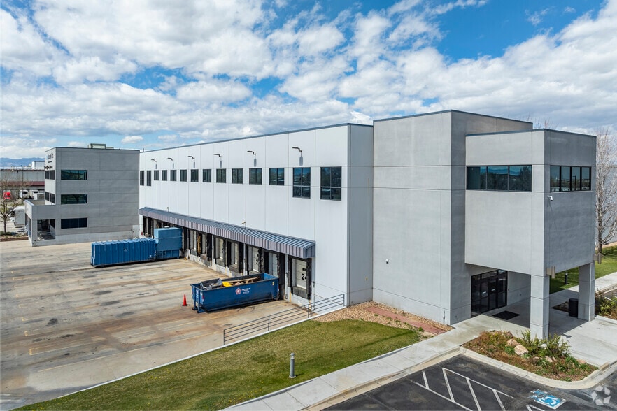 8125 E 88th Ave, Henderson, CO for lease - Building Photo - Image 3 of 8