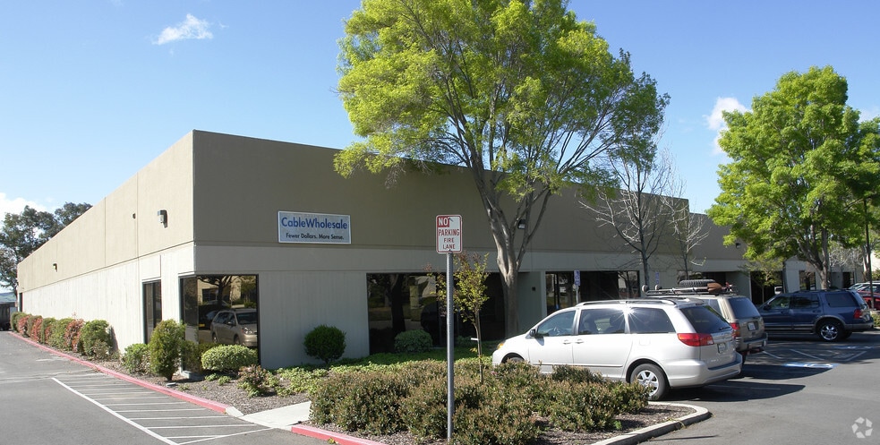 240 Lindbergh Ave, Livermore, CA for lease - Building Photo - Image 3 of 3