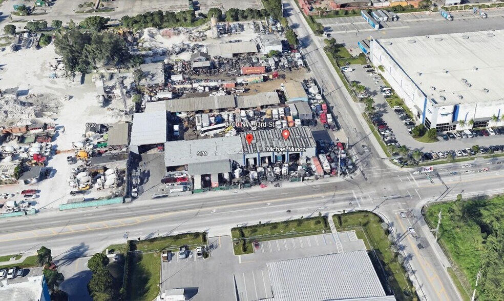 8700 NW 93rd St, Medley, FL à vendre - Photo du bâtiment - Image 3 de 8