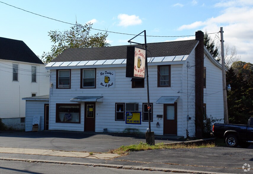 226 W Main St, Amsterdam, NY for sale - Primary Photo - Image 1 of 1