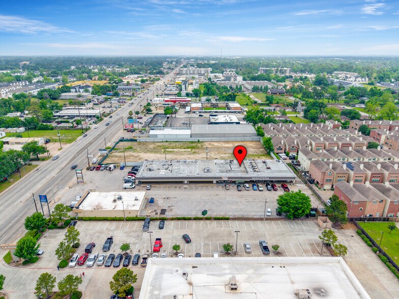 4424 N Shepherd Dr, Houston, TX à louer - Photo du bâtiment - Image 3 de 34