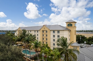 More details for 8730 NW 27th St, Miami, FL - Hospitality for Sale