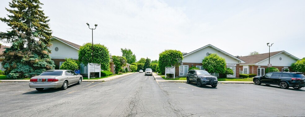 4701-4731 W Midlothian Tpke, Crestwood, IL à vendre - Photo du bâtiment - Image 3 de 33