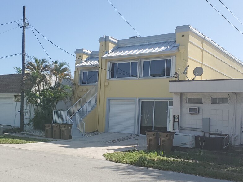 833-839 SE 8th Ave, Deerfield Beach, FL à louer - Photo du bâtiment - Image 3 de 4