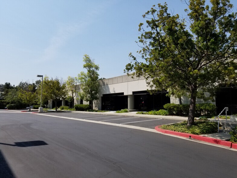 930 Calle Negocio, San Clemente, CA à louer - Photo du bâtiment - Image 2 de 8