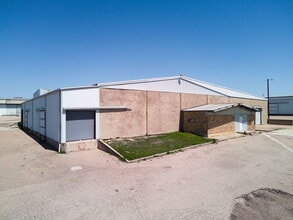 5401 E Veterans Memorial Blvd, Killeen, TX for lease Interior Photo- Image 2 of 2