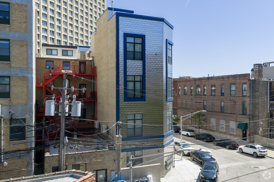 1504 W Haddon Ave, Chicago, IL à louer - Photo du bâtiment - Image 2 de 5