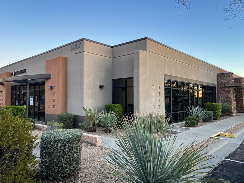 33747 N Scottsdale Rd, Scottsdale, AZ à vendre - Photo du bâtiment - Image 2 de 14