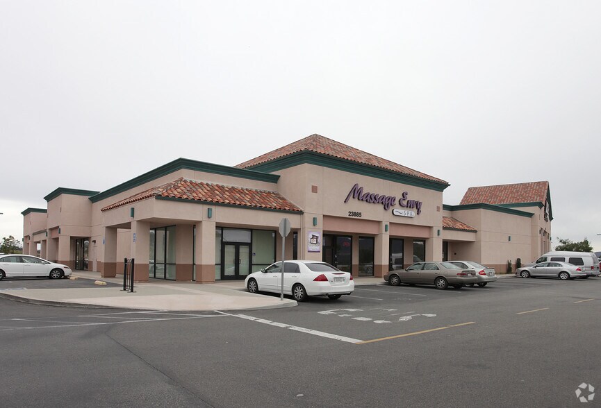 23805-23905 Clinton Keith Rd, Wildomar, CA à louer - Photo du bâtiment - Image 3 de 6
