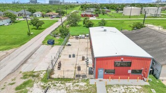 202 S Gulf Blvd, Freeport TX - Entrepôt