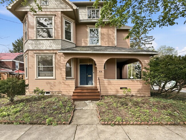 Plus de détails pour 414 Bucknell Ave, Johnstown, PA - Bureau/Commerce de détail à louer