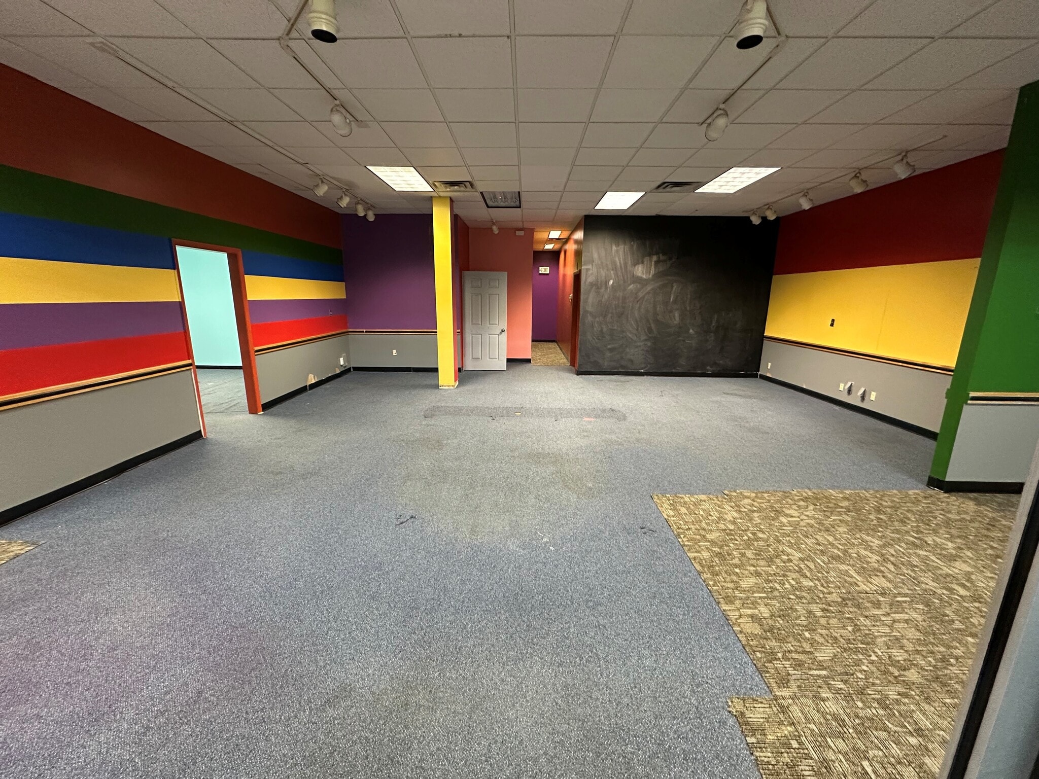 1100 SW 28th St, Wyoming, MI for lease Interior Photo- Image 1 of 6