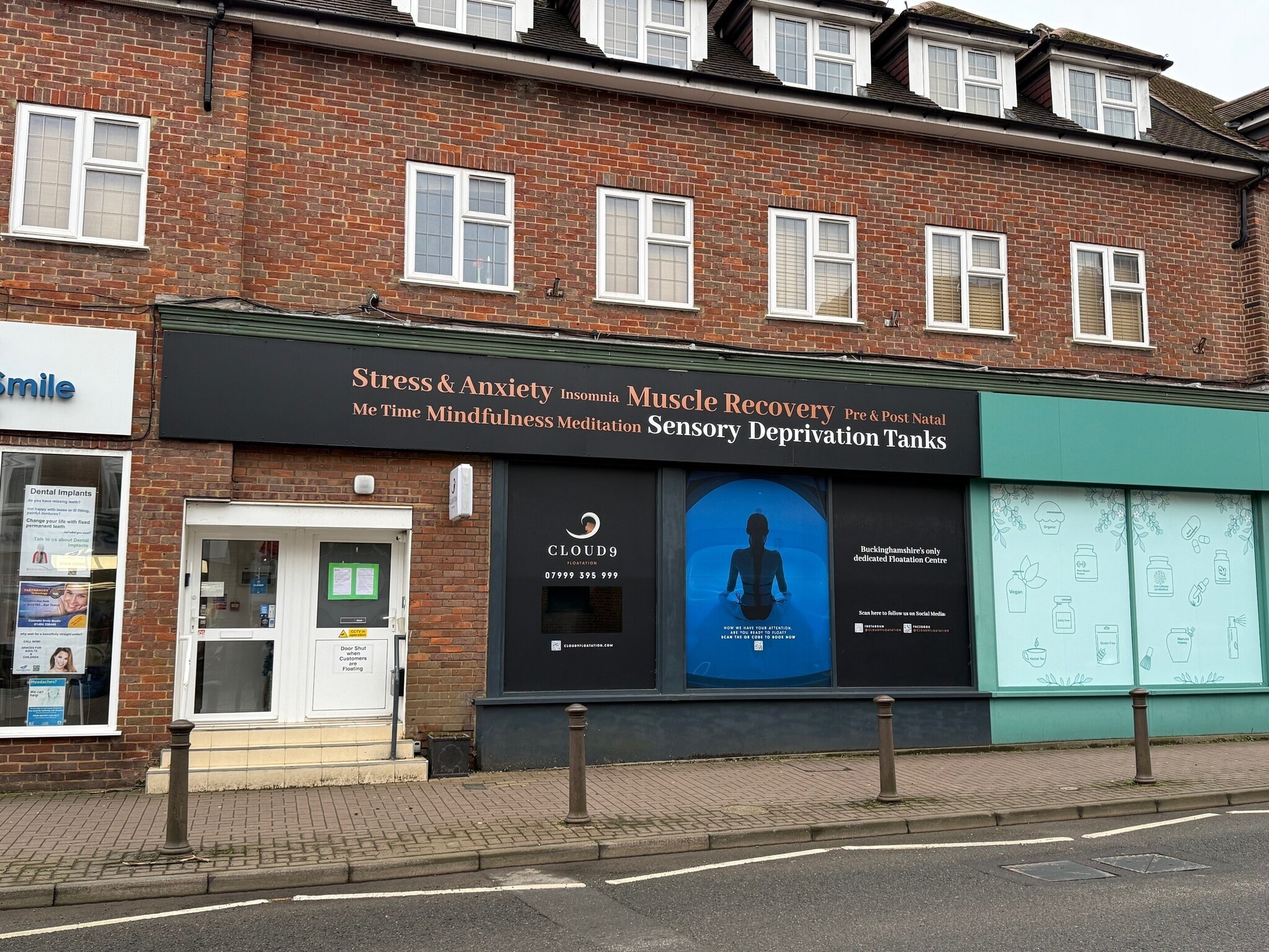 12A The Highway, Beaconsfield à louer Photo du bâtiment- Image 1 de 6