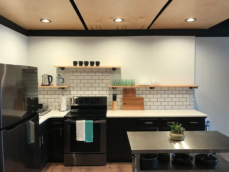 17 W Lamme St, Bozeman, MT à vendre - Photo intérieure - Image 3 de 11