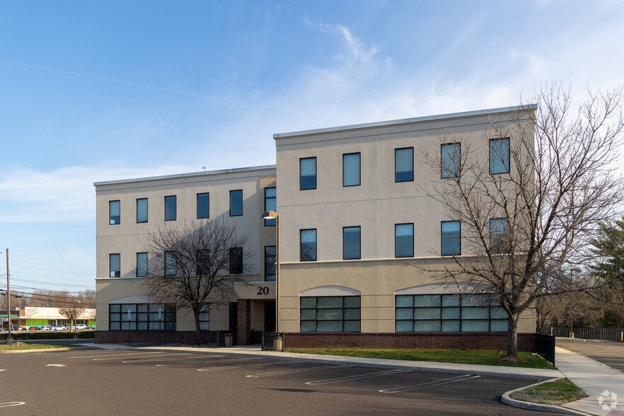 20 Scotch Rd, Ewing, NJ for lease - Building Photo - Image 1 of 5