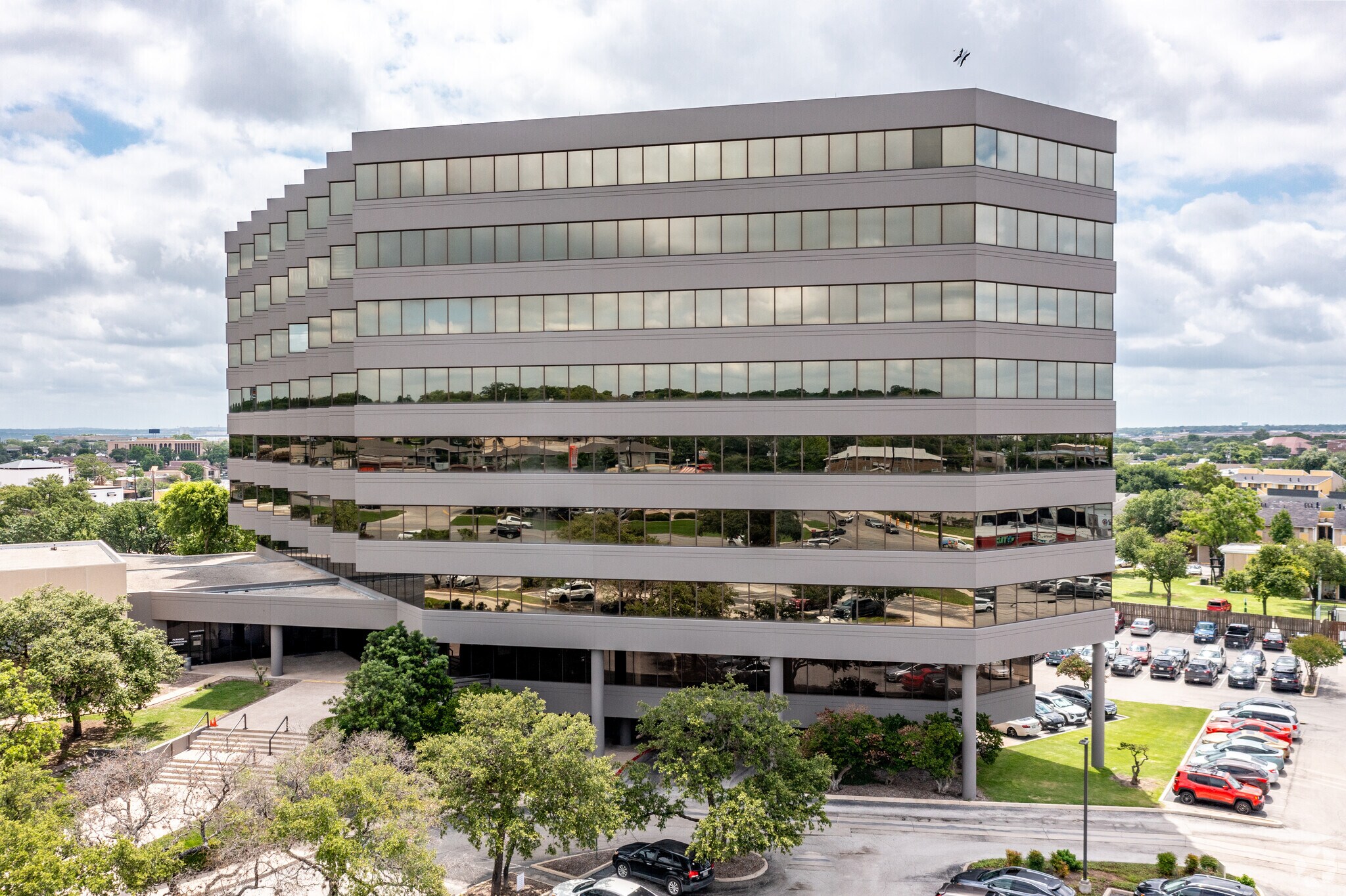 10010 San Pedro Ave, San Antonio, TX for lease Building Photo- Image 1 of 41