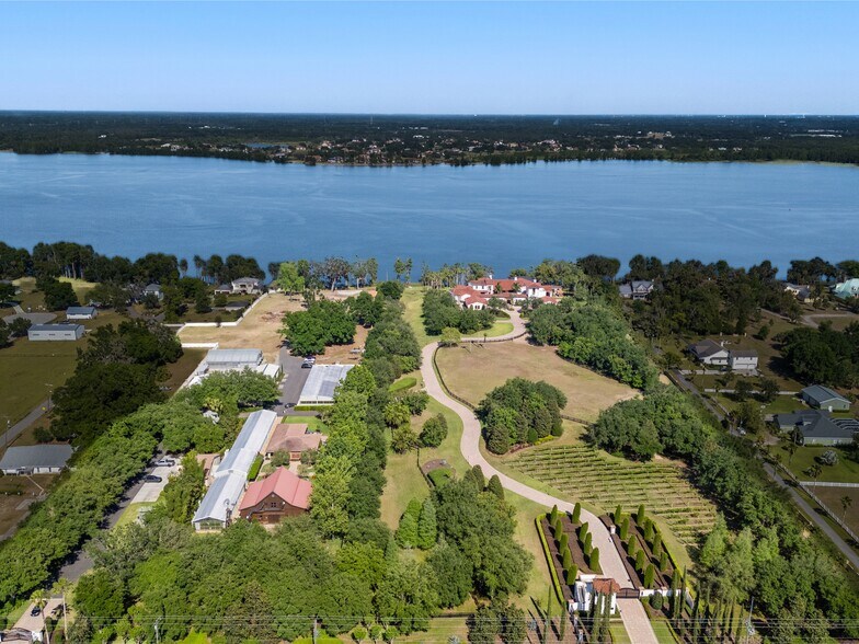 11901 Fort King Hwy, Thonotosassa, FL à vendre - Photo du bâtiment - Image 1 de 51