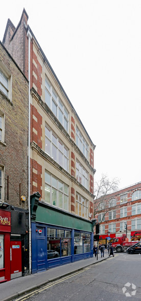 125 Charing Cross Rd, London for lease - Building Photo - Image 3 of 4