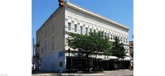 More details for 248-256 Main St, Conneaut, OH - Retail for Sale