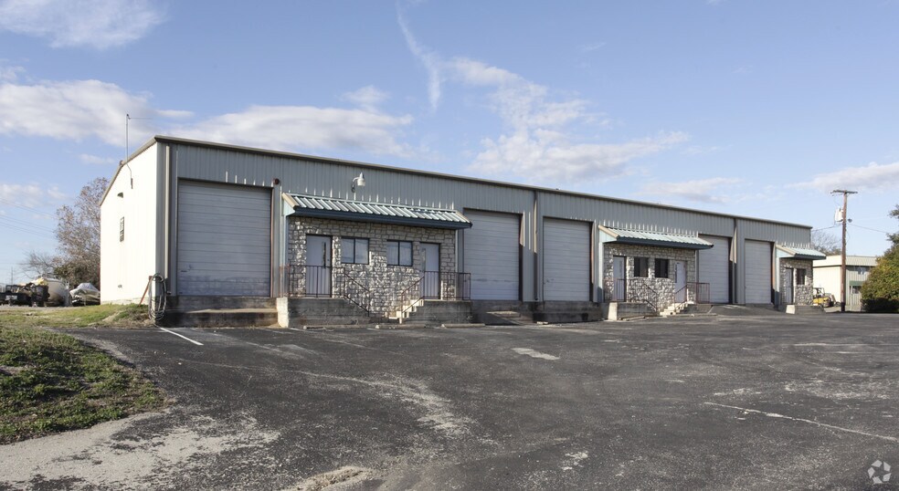 800 Brandi Ln, Round Rock, TX à vendre - Photo du bâtiment - Image 2 de 7