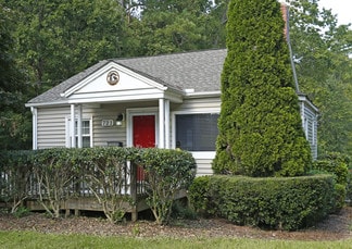 Plus de détails pour 721 Holly Springs Rd, Holly Springs, NC - Bureau/Commerce de détail à louer