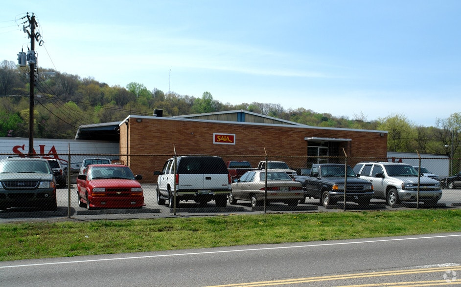 2650 Western Ave, Knoxville, TN for sale - Building Photo - Image 2 of 10