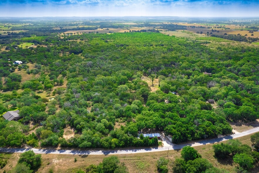 12135 FM 1322, Luling, TX for sale - Building Photo - Image 2 of 22
