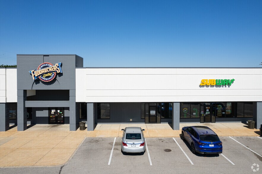 10722-10760 Sunset Hills Plz, Saint Louis, MO à louer - Photo du bâtiment - Image 3 de 4