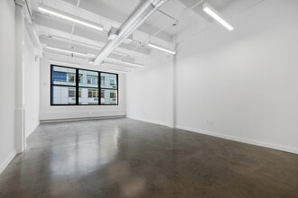 55 Washington St, Brooklyn, NY for lease Building Photo- Image 2 of 9