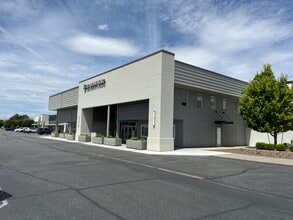 2600 N Columbia Center Blvd, Richland, WA for lease Building Photo- Image 1 of 7