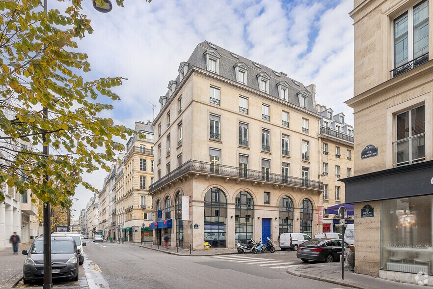 12 Rue De La Bourse, Paris à louer - Photo du bâtiment - Image 3 de 16