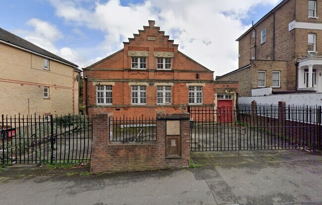 More details for 4-6 Silverdale, London - Industrial for Lease