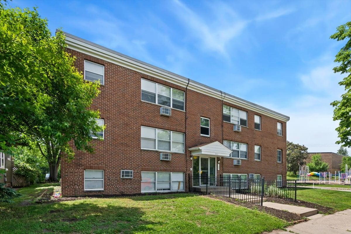 3400 10th Ave S, Minneapolis, MN for sale Building Photo- Image 1 of 11