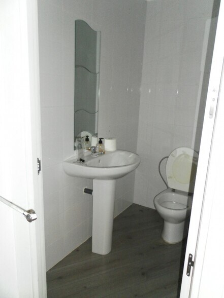 Retail in Córdoba, Córdoba for lease - Interior Photo - Image 3 of 3