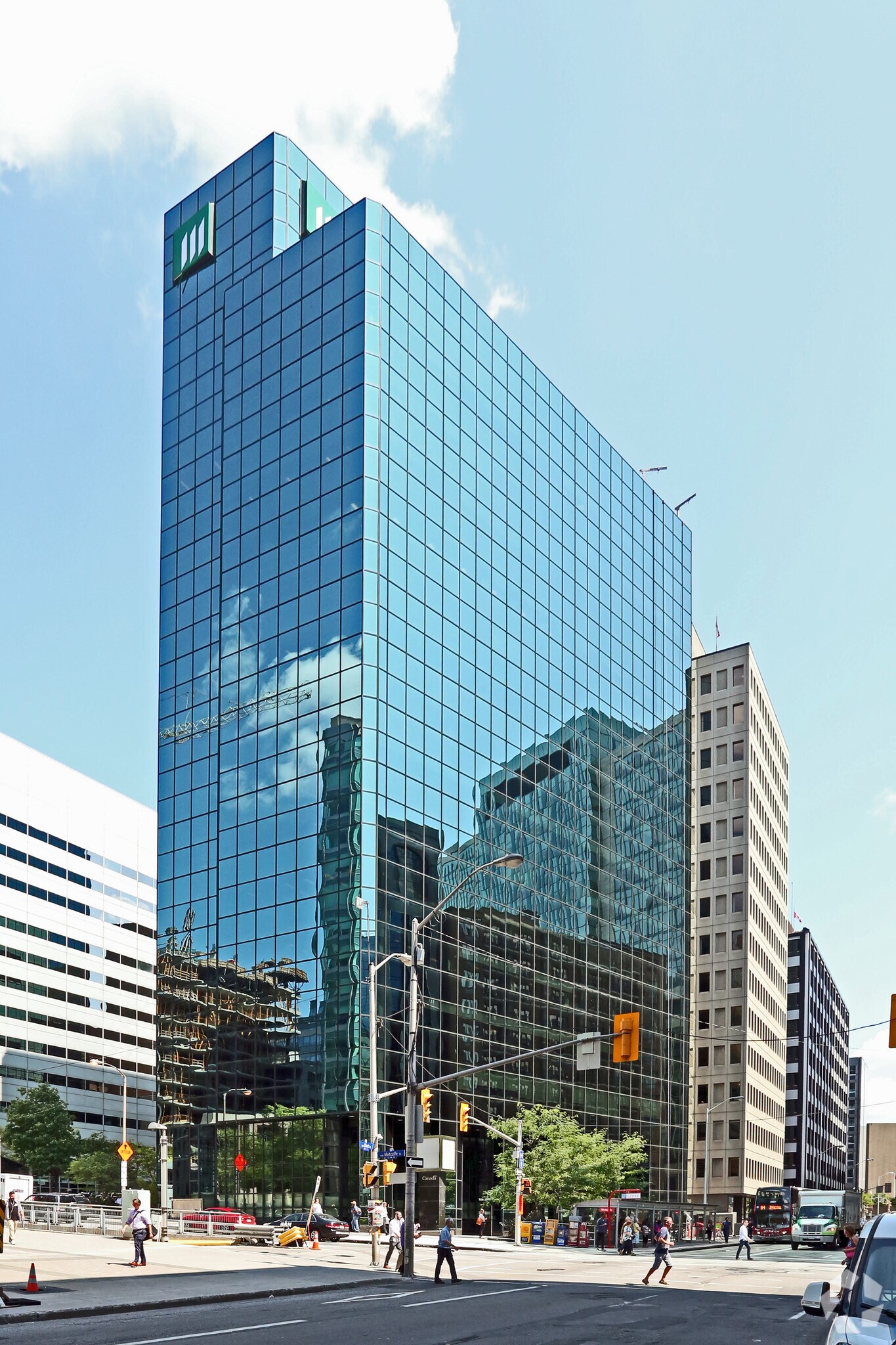 55 Metcalfe St, Ottawa, ON for lease Primary Photo- Image 1 of 8