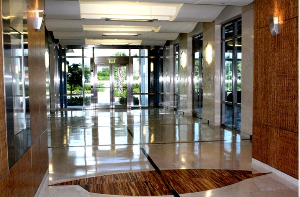 1825 NW Corporate Blvd, Boca Raton, FL à louer - Hall d’entrée - Image 3 de 16