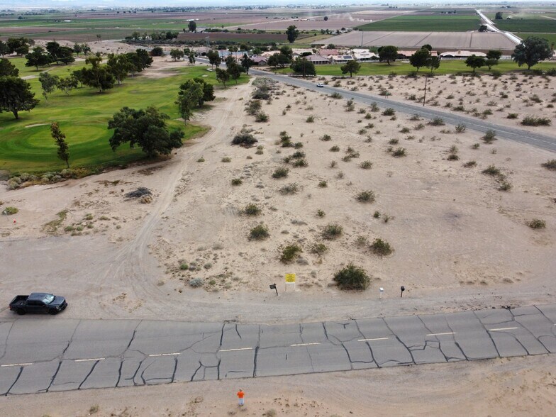 2 Acres W Wells Rd, Blythe, CA for sale - Building Photo - Image 2 of 5