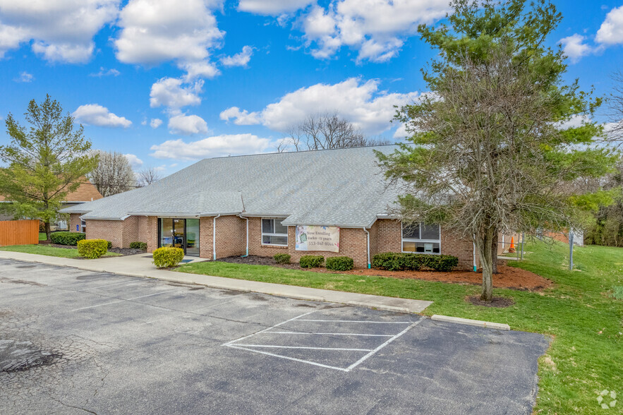 9716 Cincinnati Columbus Rd, West Chester, OH à vendre - Photo principale - Image 1 de 1