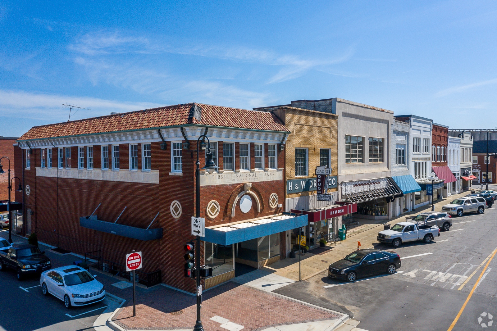 12 E 1st St, Newton, NC for lease Primary Photo- Image 1 of 3