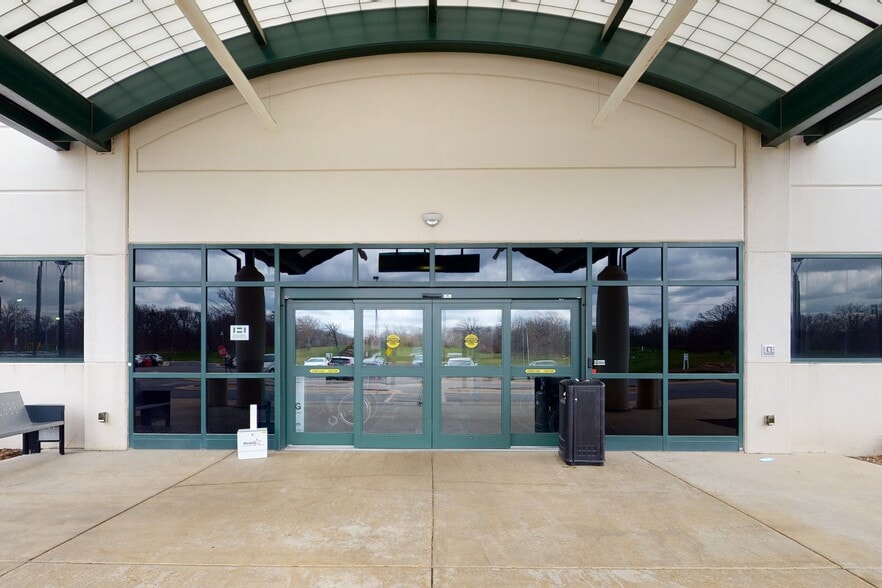 2150 Gettler St, Dyer, IN for lease - Building Photo - Image 2 of 10