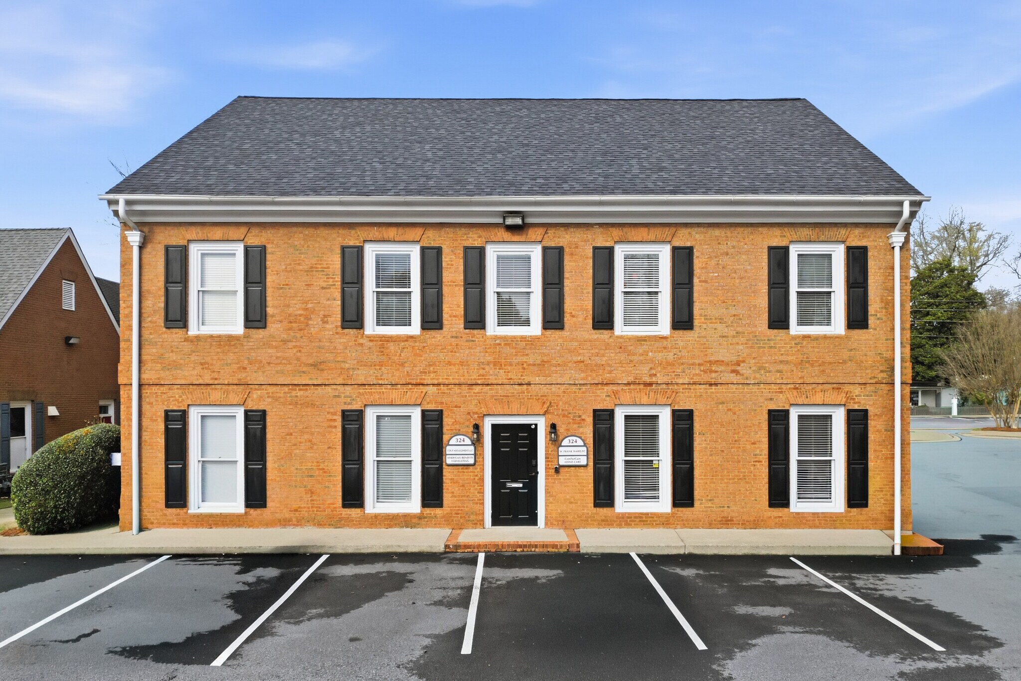 324 Cherokee St NE, Marietta, GA à louer Photo du bâtiment- Image 1 de 17